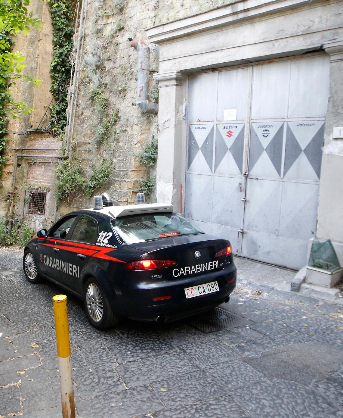 Sgominata rete di spacciatori: 15 indagati