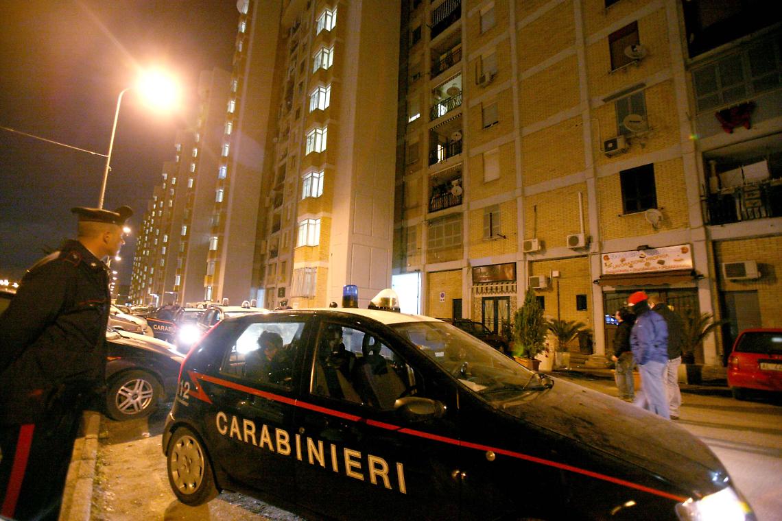 Blitz antidroga nel Parco Verde