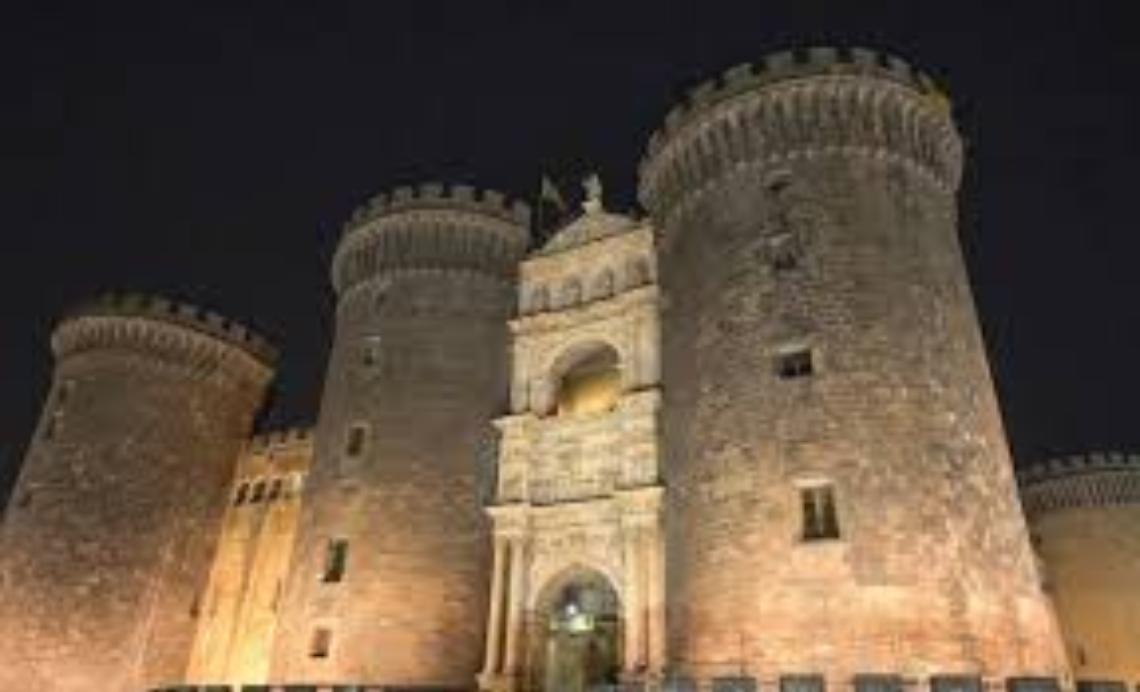 Estate a Napoli: musica, teatro e danza al Maschio Angioino