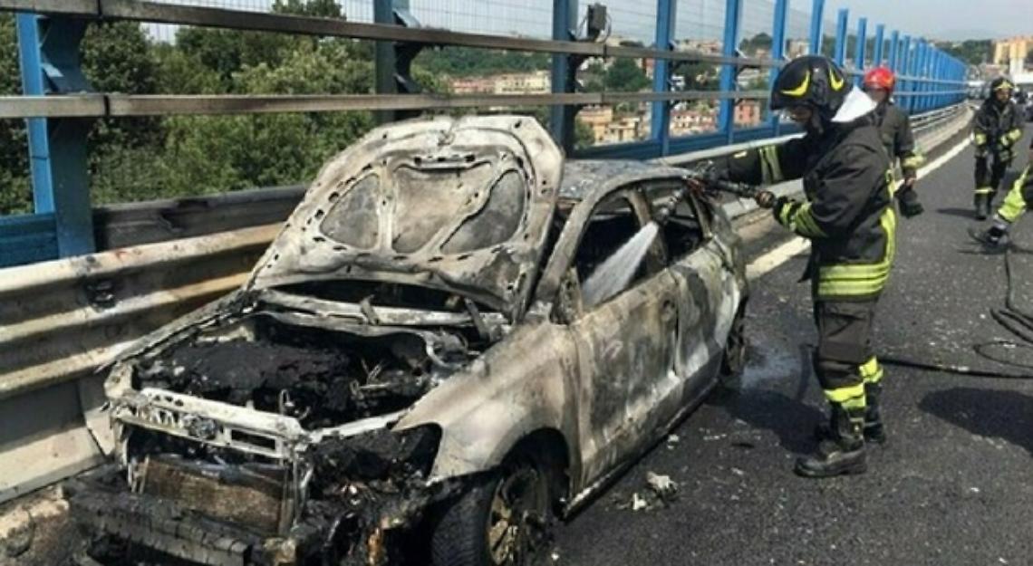 Esplosione dell'auto-prototipo in Tangenziale, sei indagati