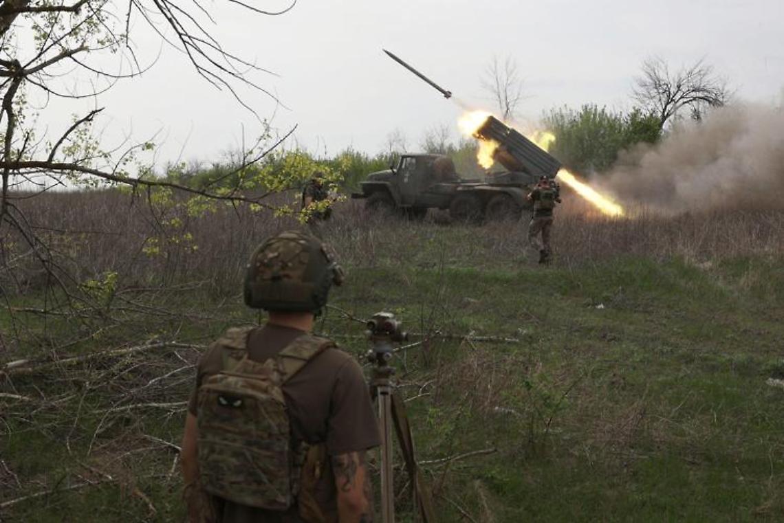 Russia ammette: «Truppe Ucraina penetrate di 30 km». Incendio a Zaporizhzhia