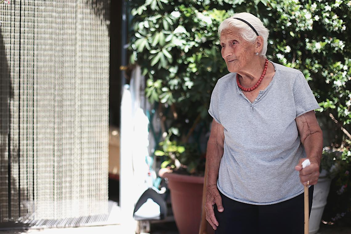 vincenzina de mizio , 96 anni