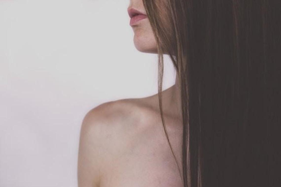 Capelli: cos'è e perché utilizzare la piastra a vapore