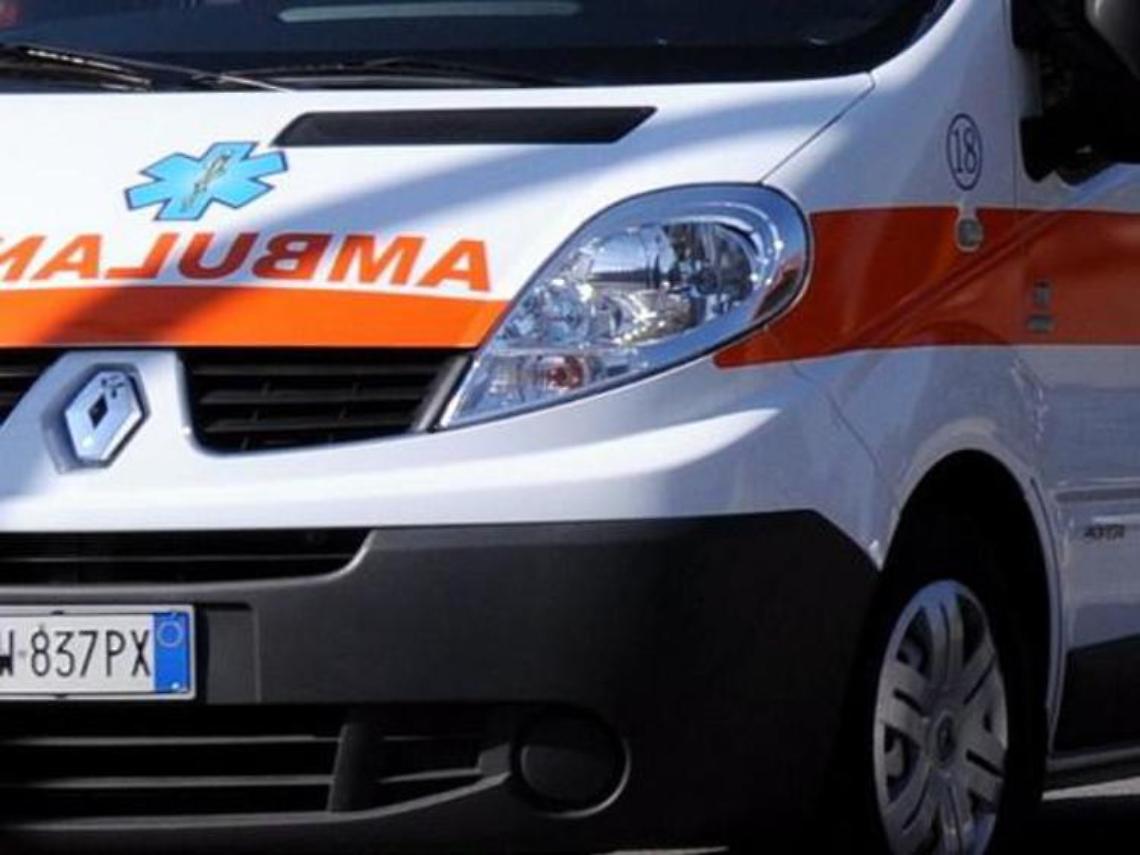 Bimbo di 4 anni muore colpito da un contenitore