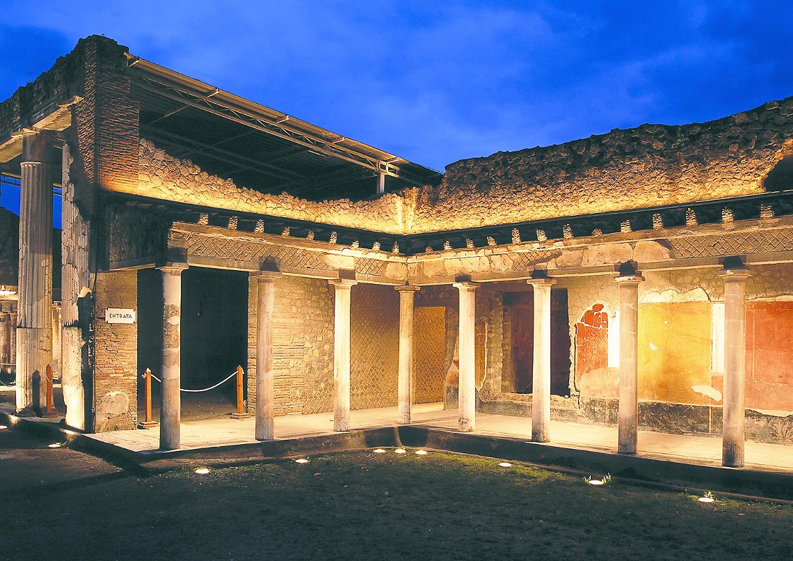 Settembre di sera nei siti della Grande Pompei