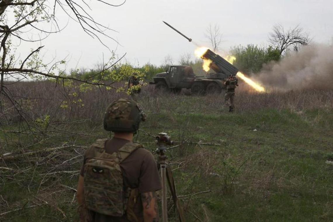 Ucraina, Zelensky chiede nuove armi: da Usa nuovi aiuti per 250 milioni