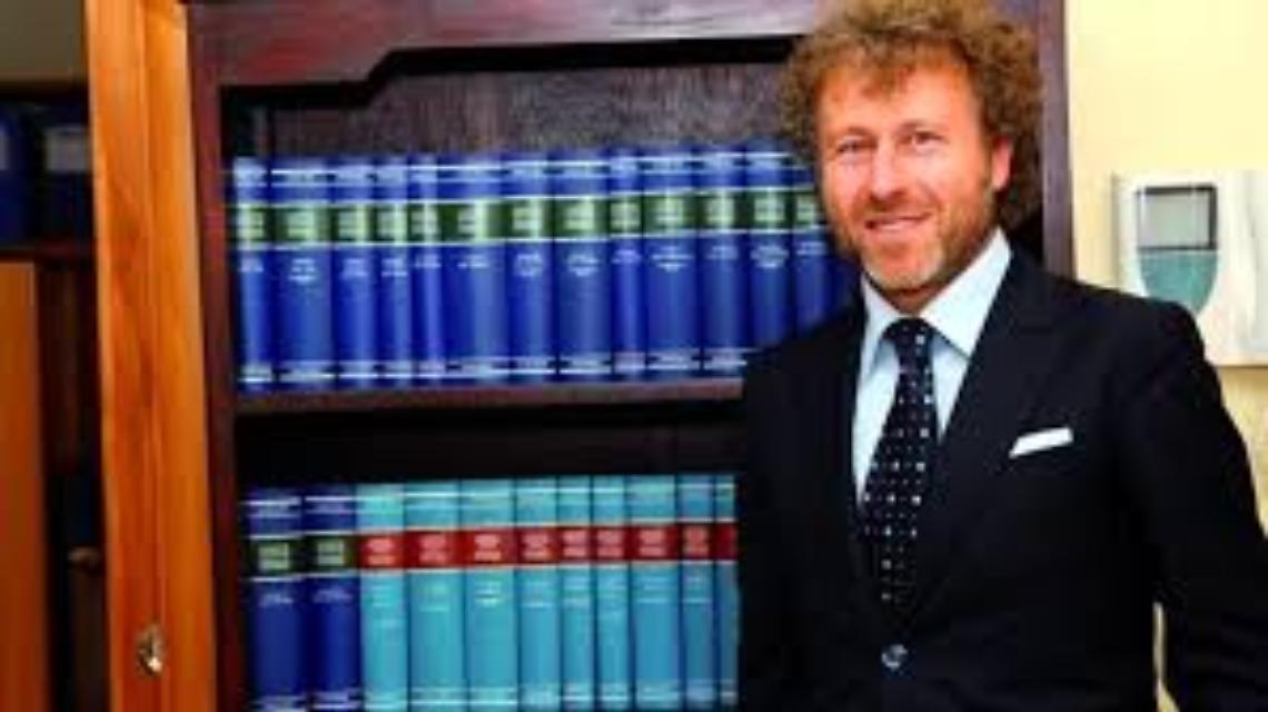 Inchiesta “Dolce Vita”, l'ex sindaco di Avellino si affida all'avvocato Dario Vannetiello