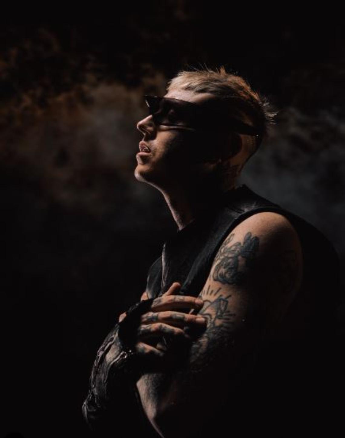 Lazza al "Vulcano Buono", firmacopie dell'album "Locura"