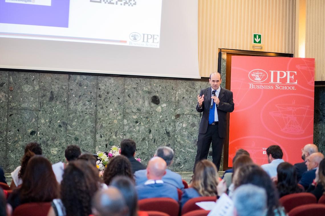 Fondazione Ipe: gap salariale generazionale giova al sistema pensionistico 