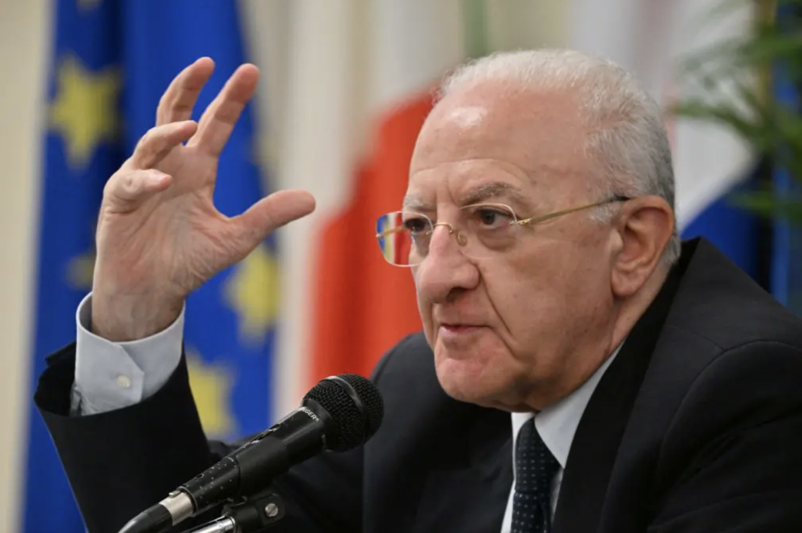 De Luca, nuova frecciata al Pd