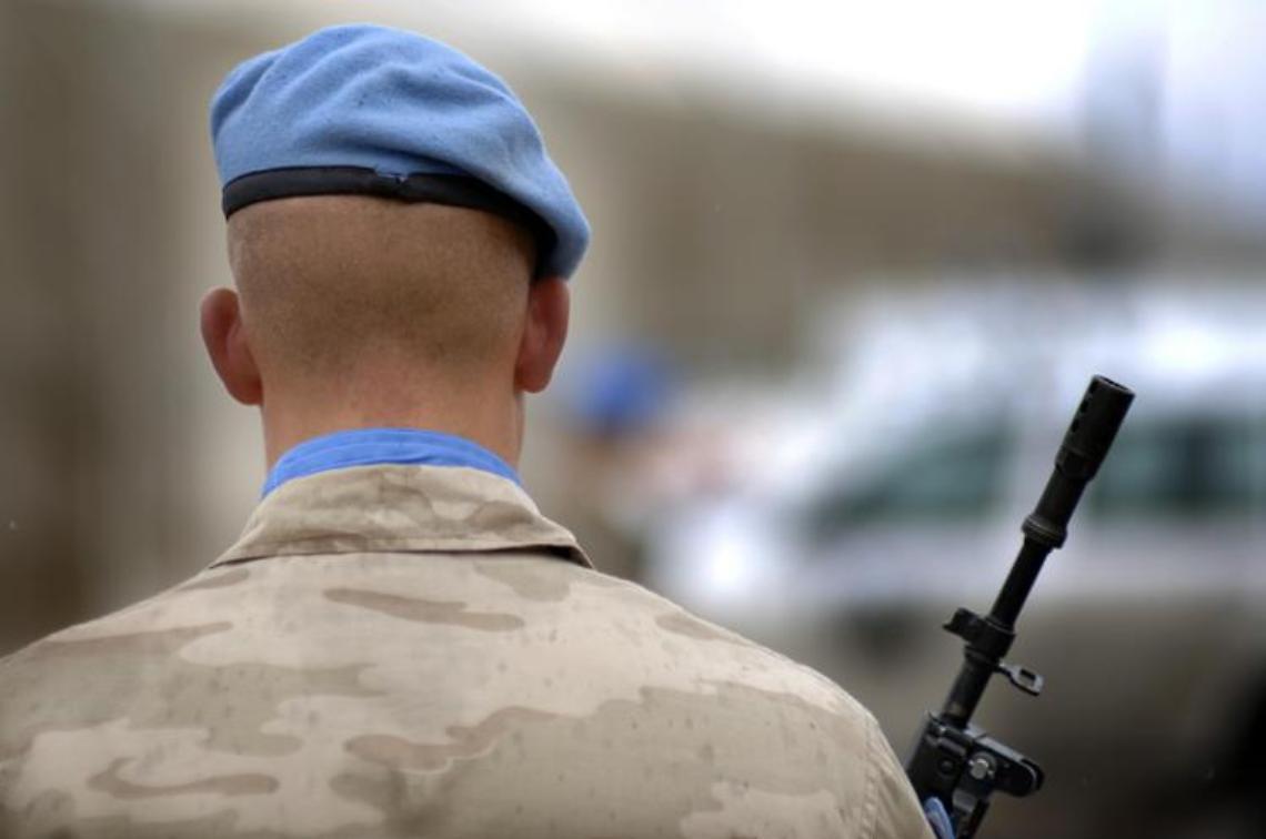 Libano, Netanyahu: «Unifil lasci subito l'area». Carri armati Idf sfondano ingresso base Onu