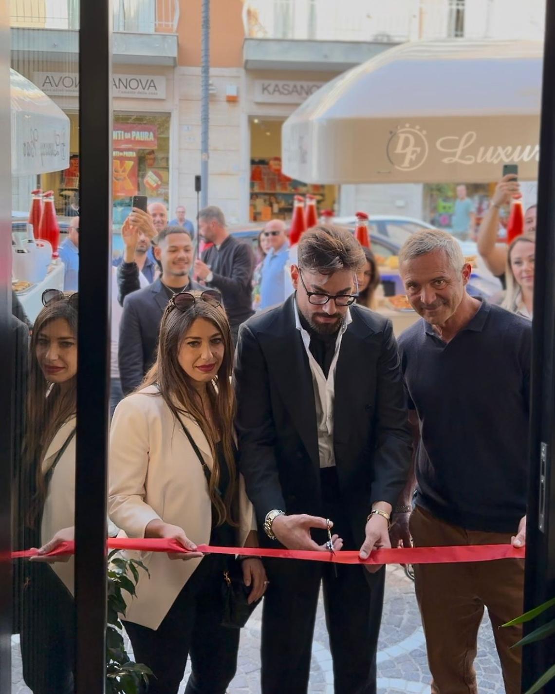 A Portici apre il nuovo negozio dell'hair stylist Ciro Musella