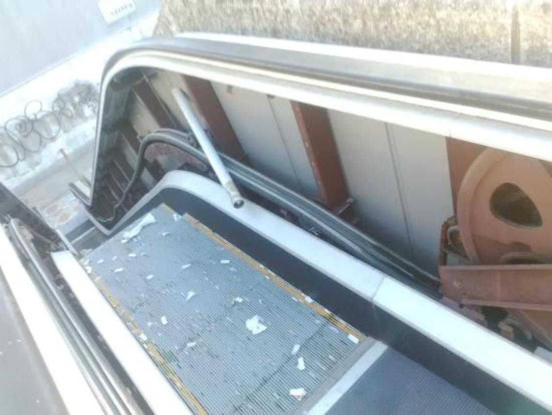Napoli, la lotta al degrado corre sulle scale mobili
