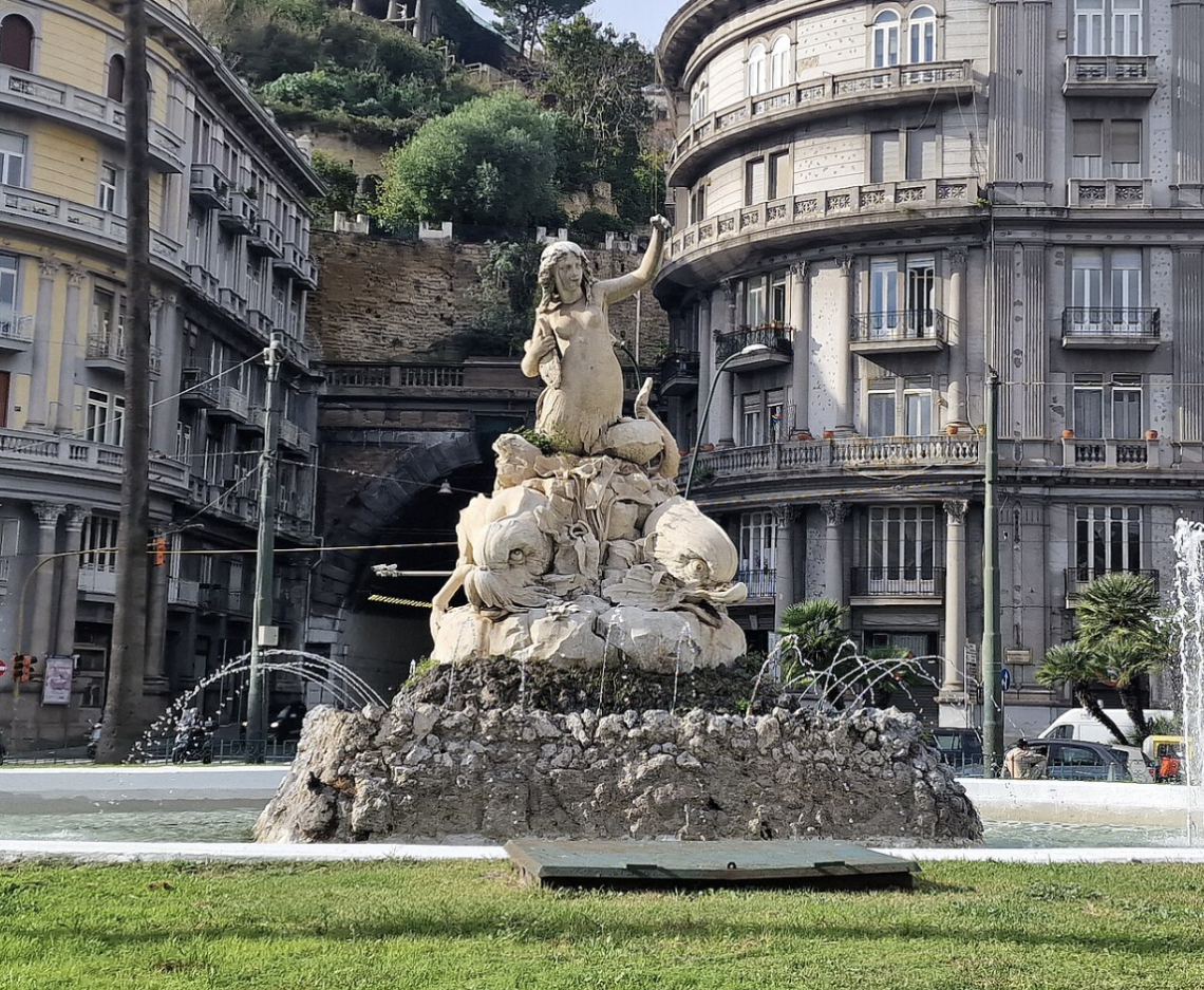 La sirena chiamata Partenope tra mito, folklore e leggende