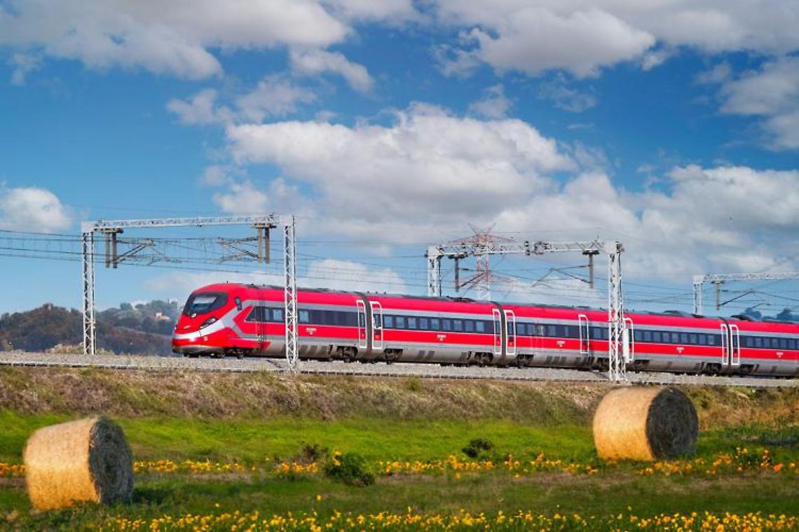 Capotreno accoltellato, oggi sciopero nazionale 8 ore personale ferrovie: treni a rischio