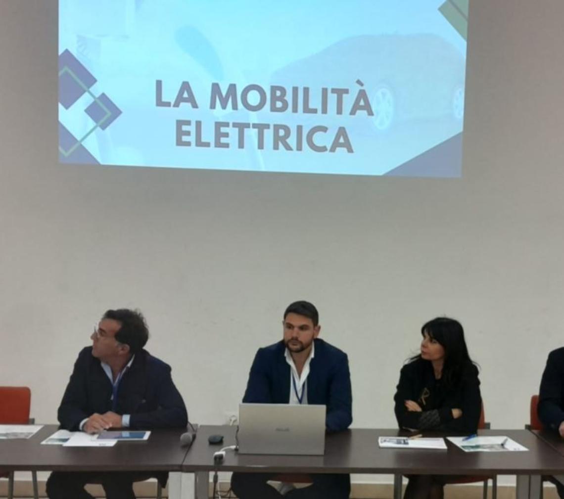 Ischia più green, convegno di I-mobility a Serrara Fontana