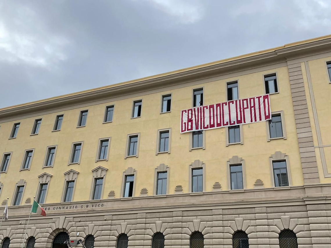 Napoli, occupato il liceo classico Vico
