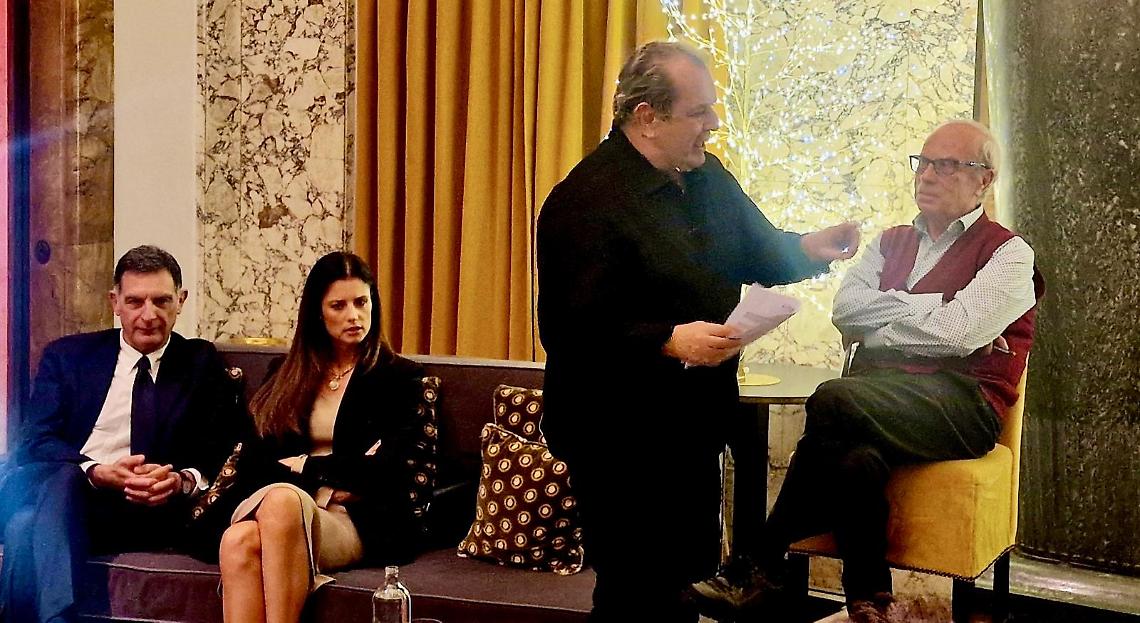 “Il ritorno delle Amazzoni”, presentato il nuovo libro di Antimo Manzo