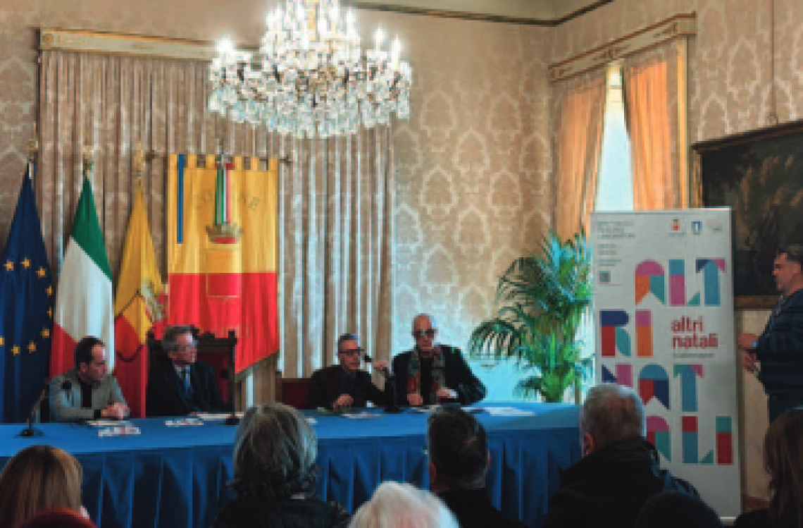 Chiese, piazze e teatri aperti per le feste