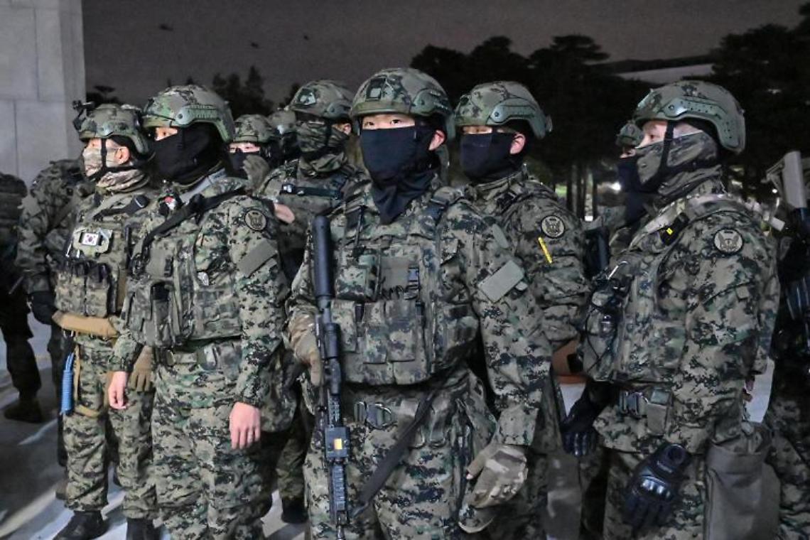 Corea del Sud, presidente Yoon revoca legge marziale