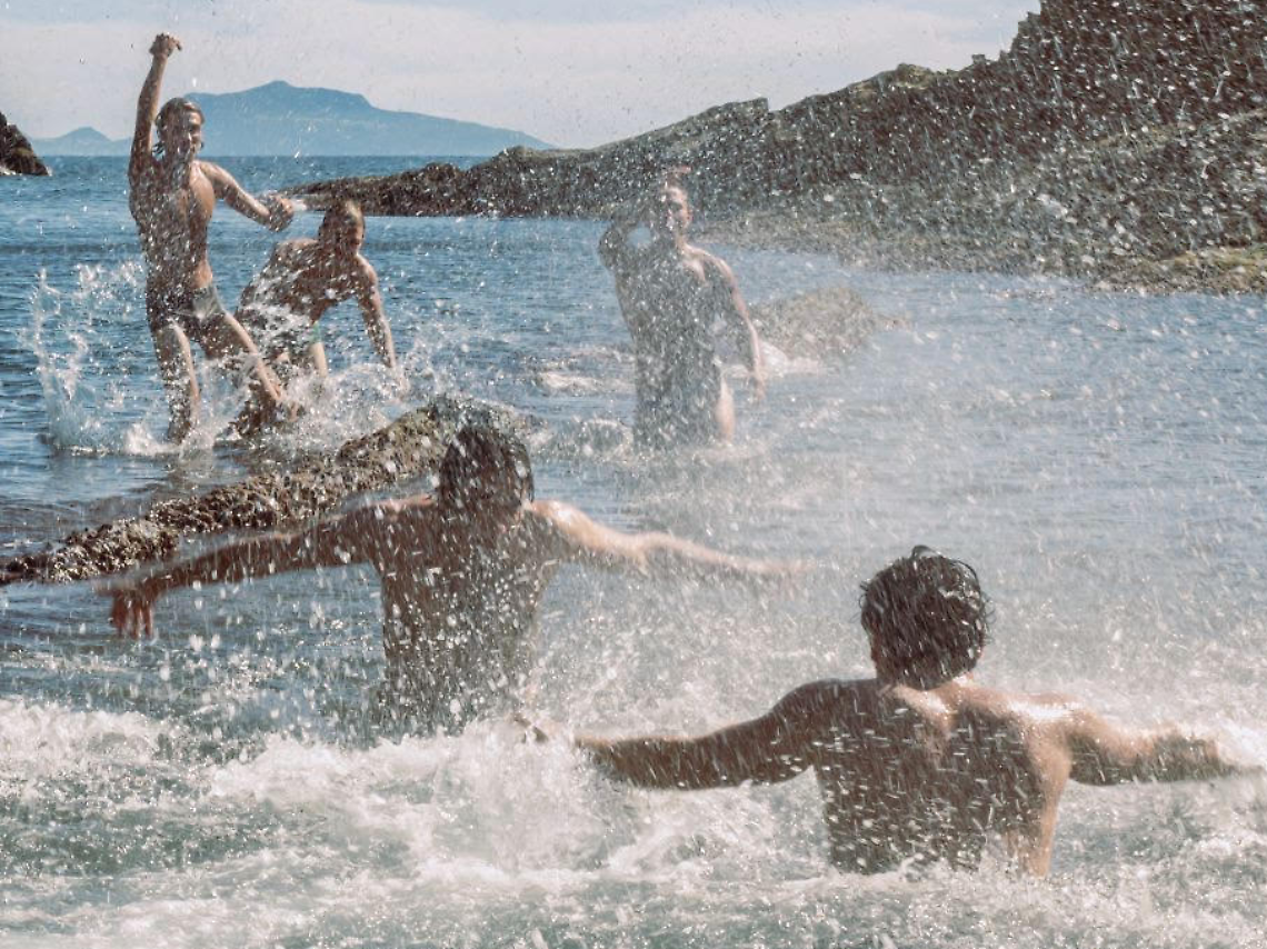 “Figli di una stella”, la mostra fotografica al complesso della Pietrasanta a Napoli