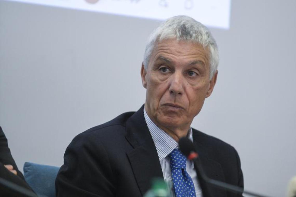 Servizi segreti, Rizzi al posto della Belloni