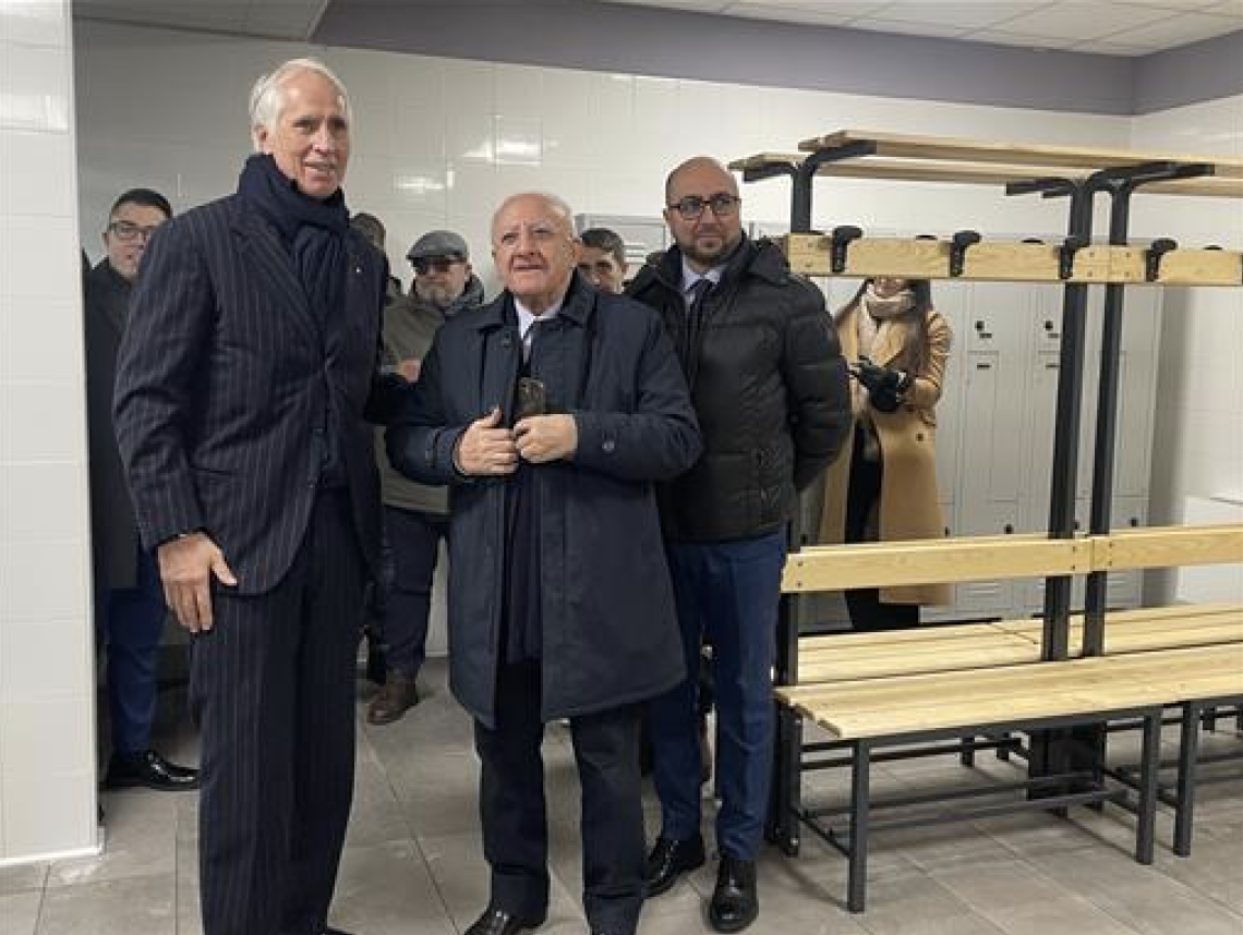De Luca: «Se non ci danno fastidio, stadio Collana in 18 mesi»