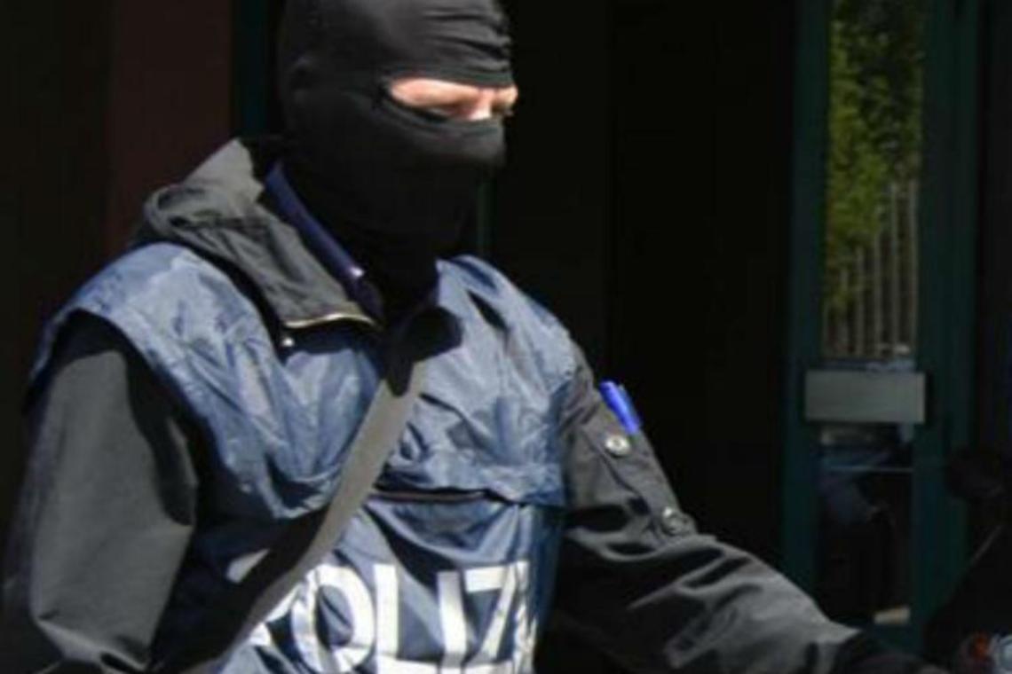 Terrorismo a Napoli, al setaccio le chat