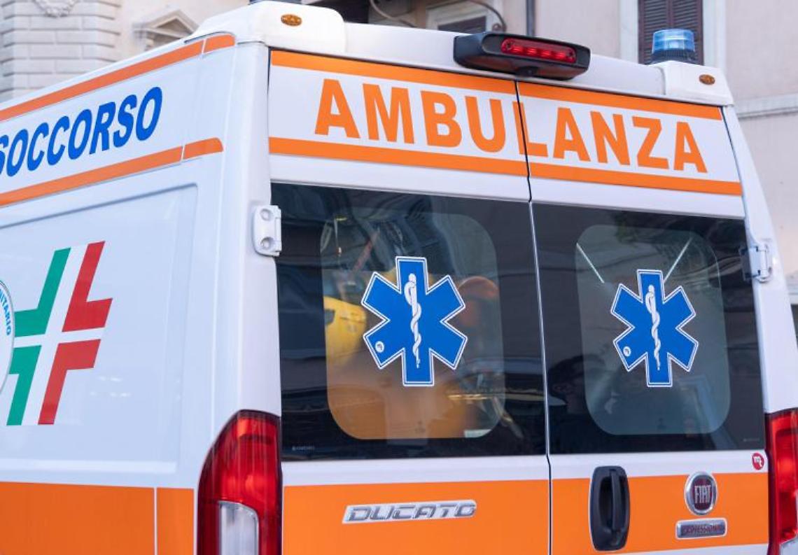 Incidente stradale: bimba di 9 anni muore, feriti madre e tre fratellini