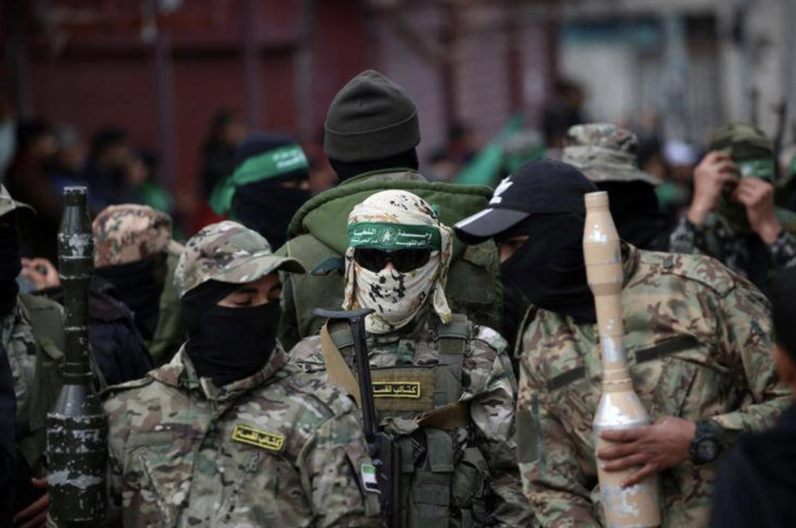 Hamas fa slittare rilascio degli ostaggi. Israele: «Pronti a qualsiasi scenario»