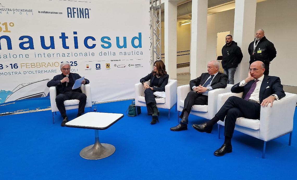 Santanchè a Napoli non risponde sulla sfiducia: «Già detto tutto»