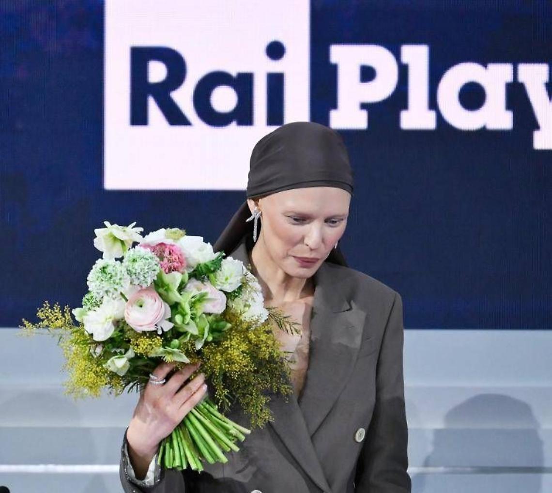 Sanremo 2025, Bianca Balti: «Non sono qui a fare la malata di cancro»