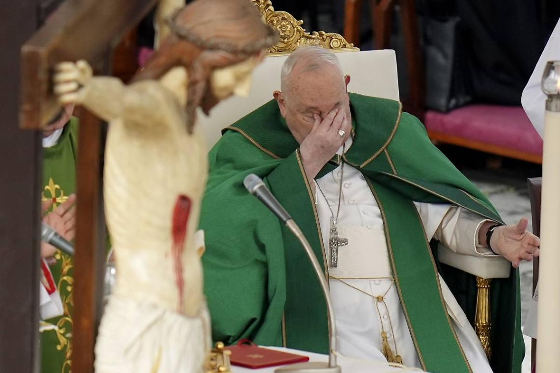 Papa Francesco in ospedale, ha la bronchite