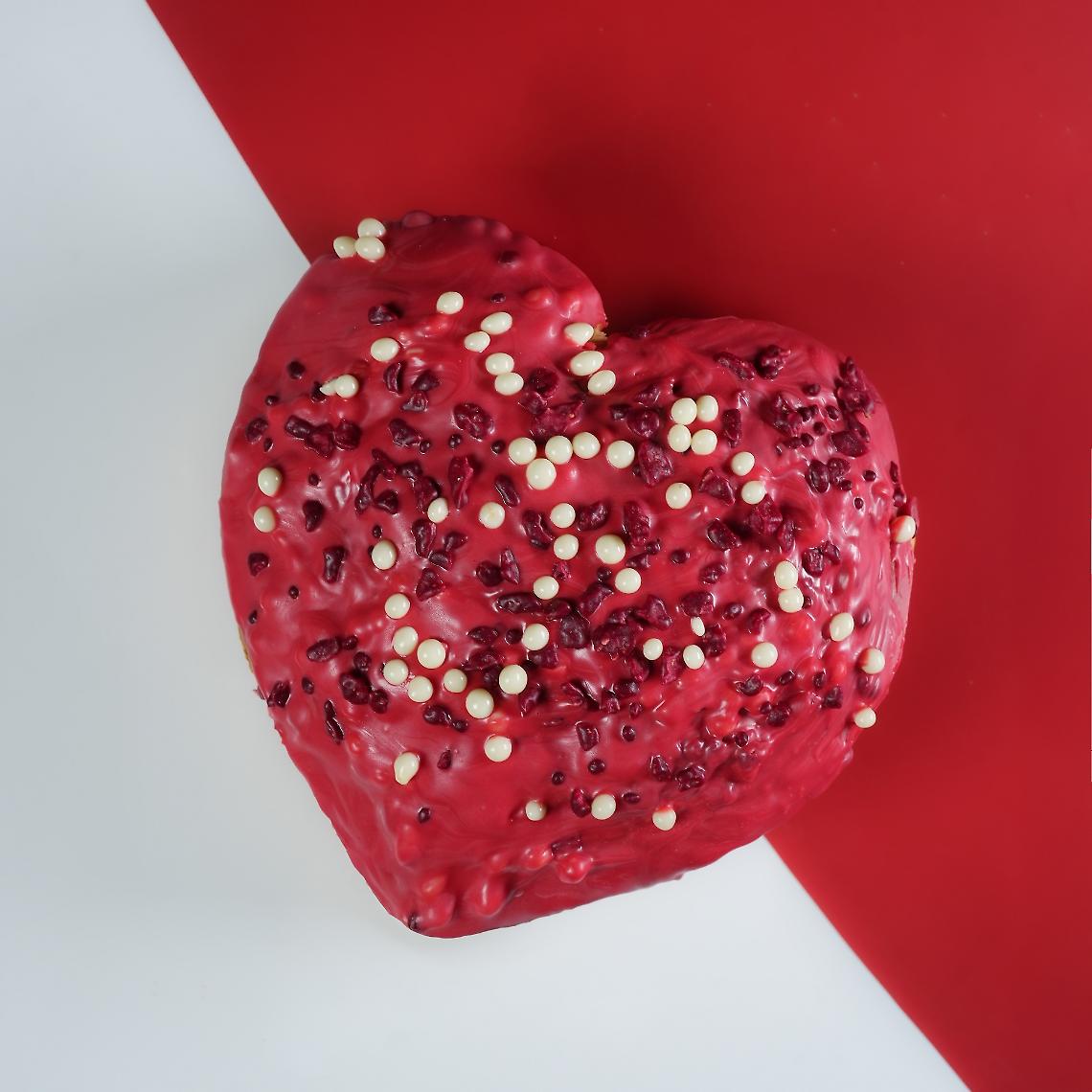 San Valentino, Tuccillo lancia il panettone degli innamorati