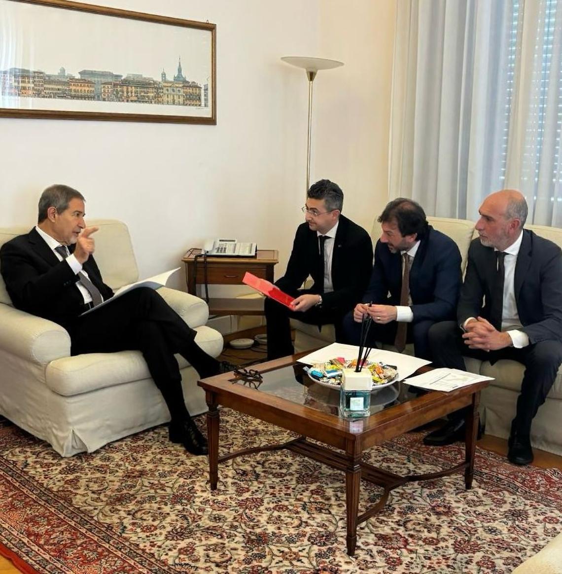 «Modifiche a piano di evacuazione in caso di eruzione, apertura da parte del ministro»