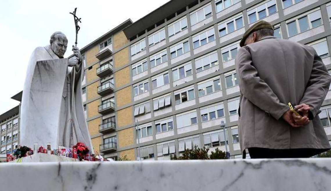 Notte tranquilla per Papa Francesco