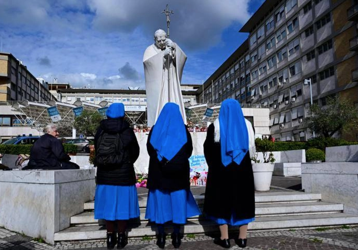 Un'altra crisi di broncospasmo per il Papa