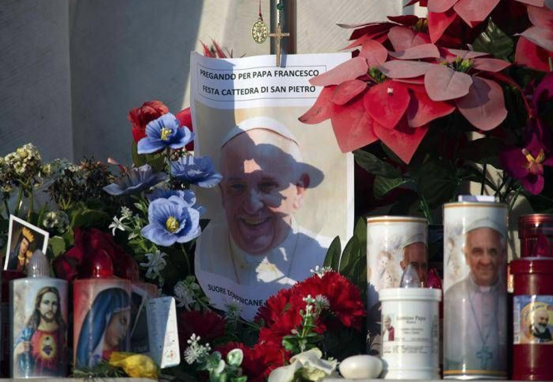 Papa Francesco, ancora una notte tranquilla di riposo