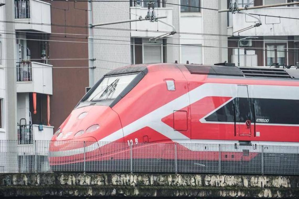 Sciopero generale 8 marzo: stop e disagi per treni, aerei e autostrade