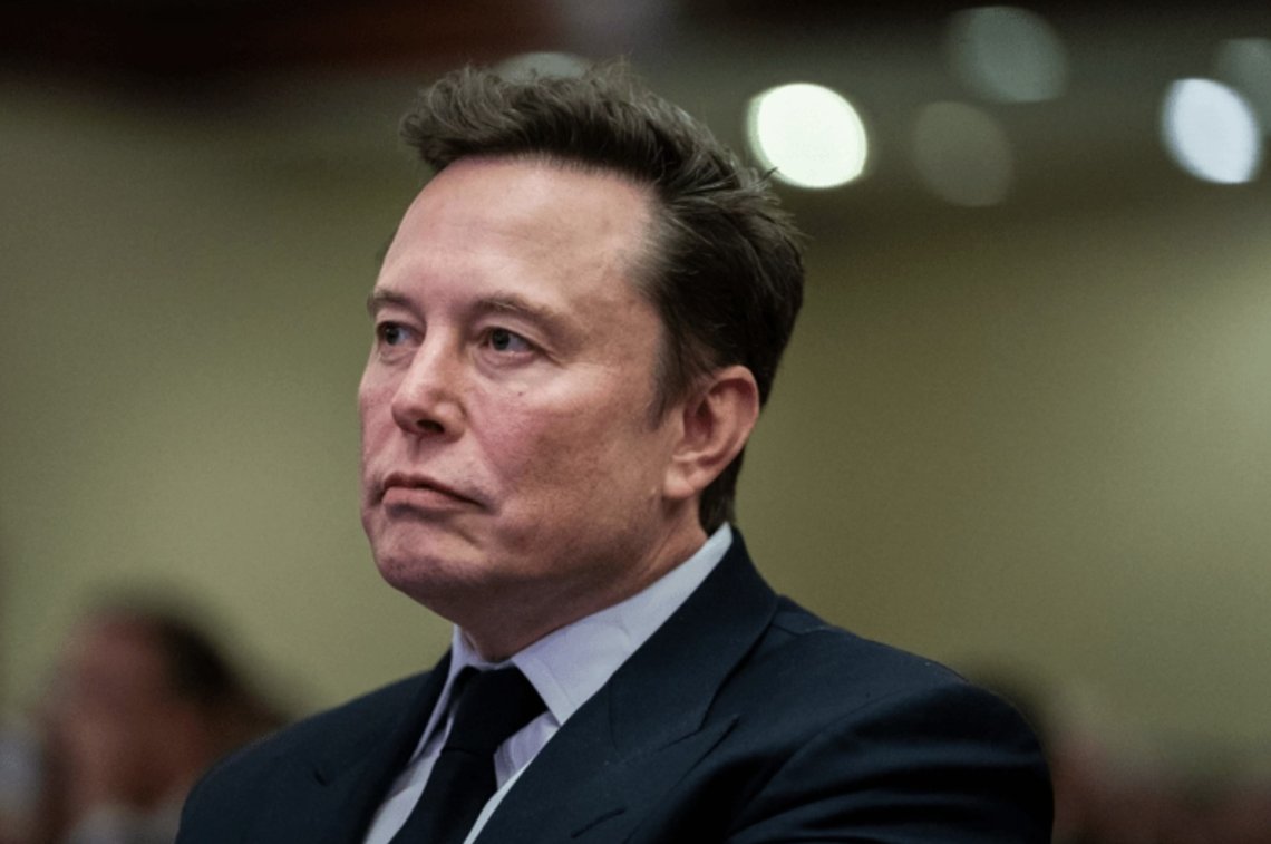X down, Musk: «Siamo sotto attacco massiccio»