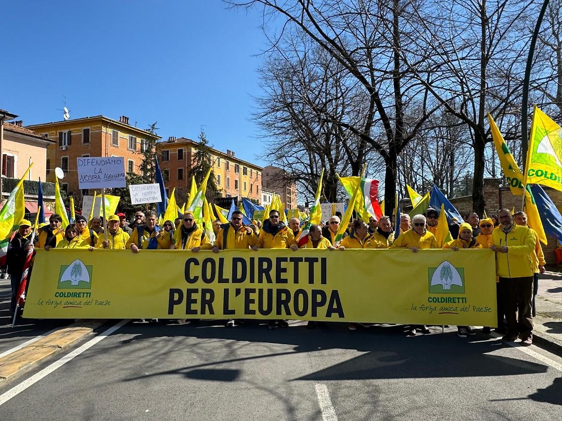 Coldiretti Campania: stop ai cibi sintetici ed ultraformulati