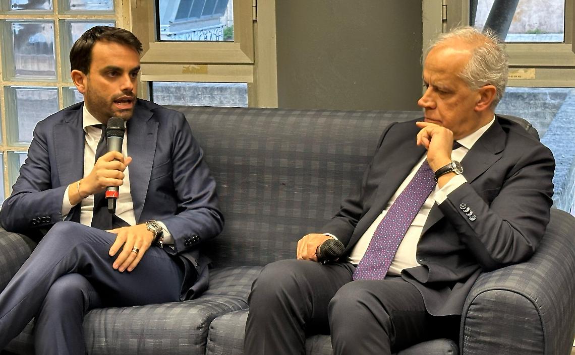 Al via “L'antipatico”, Piantedosi e Renzi ospiti di Lorenzo Crea