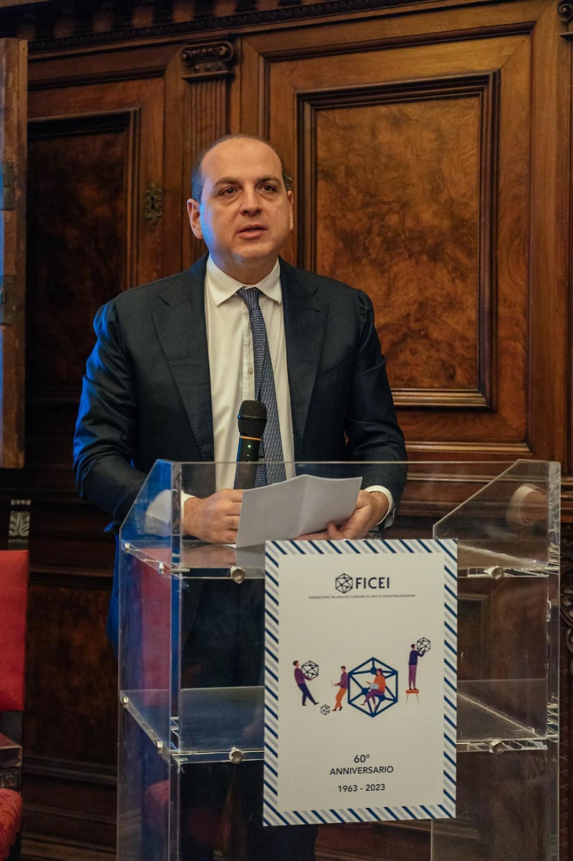 Visconti: «Costi logistica freno a Pil: inferiore all’1% nel prossimo triennio»