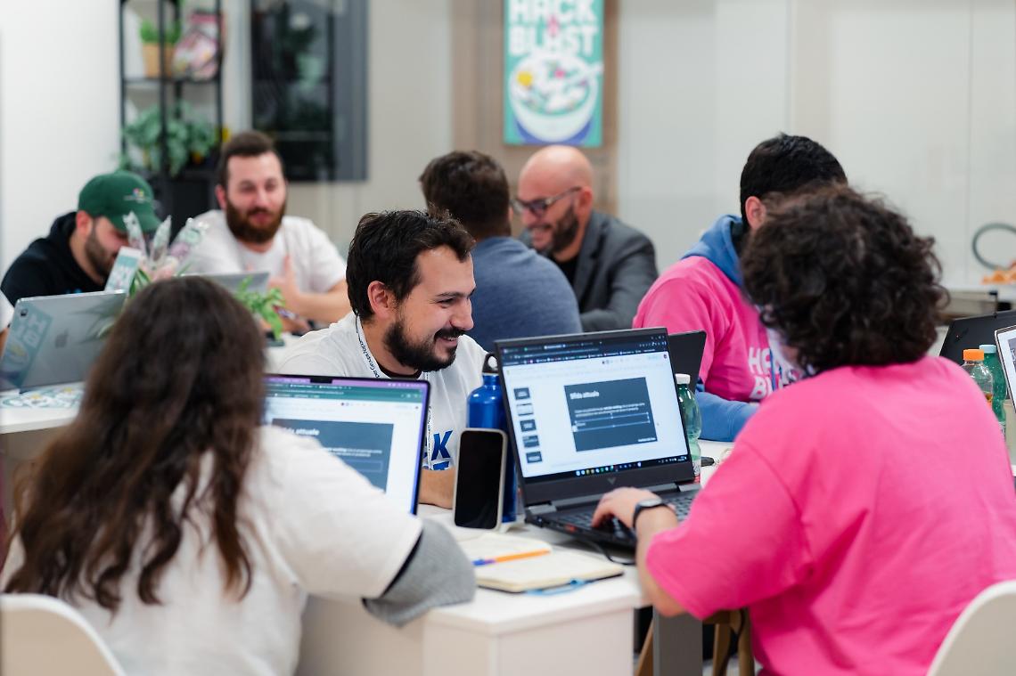 Hack & Blast²: 150 talenti tech si sfidano nella creazione di automazioni AI che "funzionano davvero"