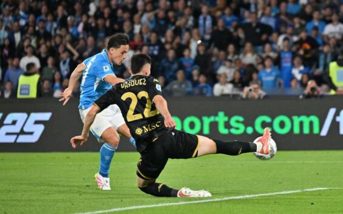 Il Napoli “stecca” contro il Genoa e l'Inter sale a -1
