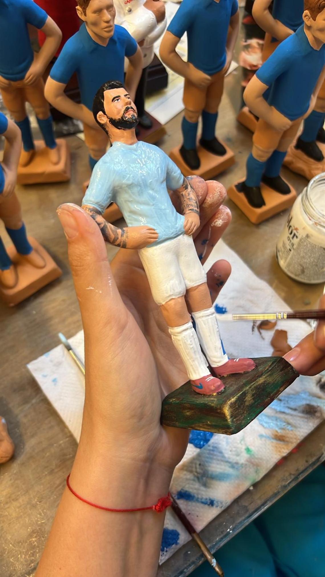 Anche Pedro entra nel presepe napoletano