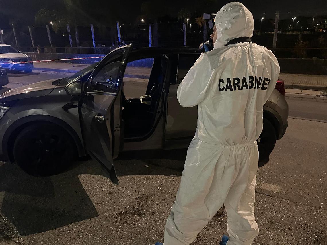 Rilievi della Scientifica dei Carabinieri