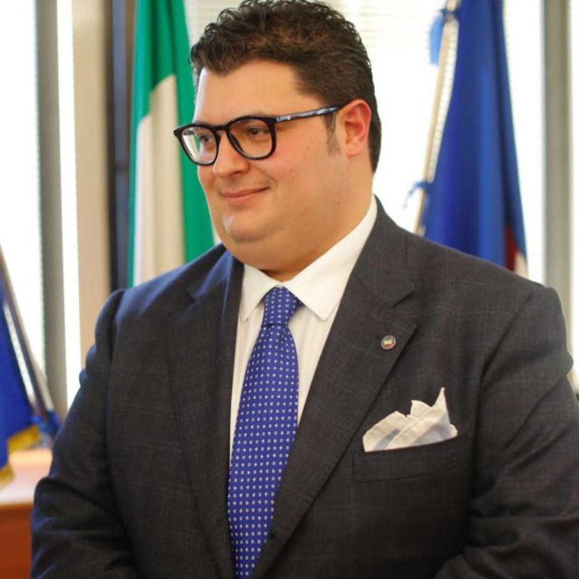Alessandro Iovino è il più giovane cavaliere di Napoli