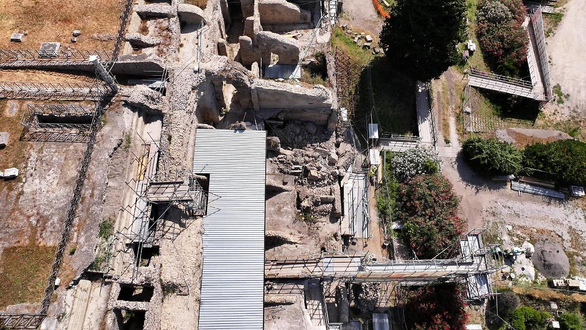Scossa ai Campi Flegrei, due cedimenti agli Scavi di Pompei 