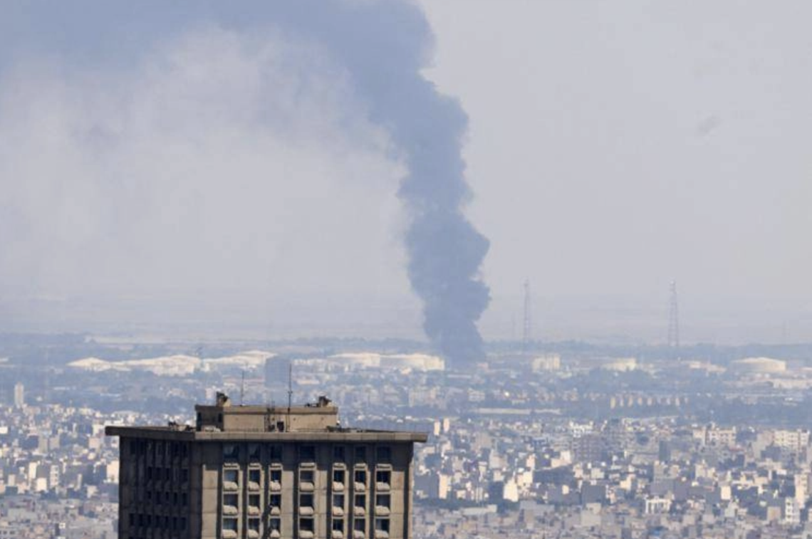 Iran, Israele colpisce sito nucleare Natanz: «Altri 10 obiettivi nel mirino»